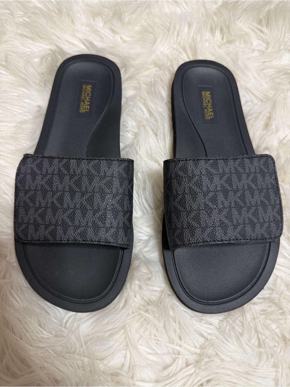 NWT, Michael Kors Black MK Logo Slide Sandals Sz 8 - Picture 6 of 13
